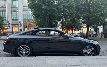 Mercedes-Benz E-Класс, 2017 год, 4 950 000 рублей, 6 фотография