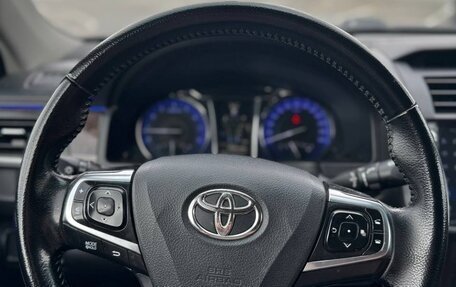 Toyota Camry, 2017 год, 2 100 000 рублей, 10 фотография