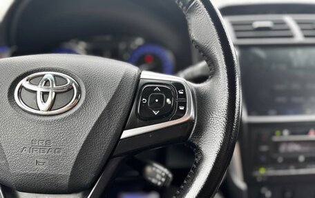 Toyota Camry, 2017 год, 2 100 000 рублей, 11 фотография