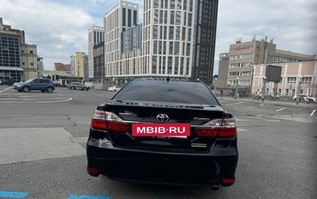 Toyota Camry, 2017 год, 2 100 000 рублей, 4 фотография