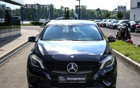 Mercedes-Benz A-Класс, 2015 год, 1 520 000 рублей, 3 фотография