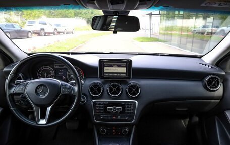 Mercedes-Benz A-Класс, 2015 год, 1 520 000 рублей, 10 фотография