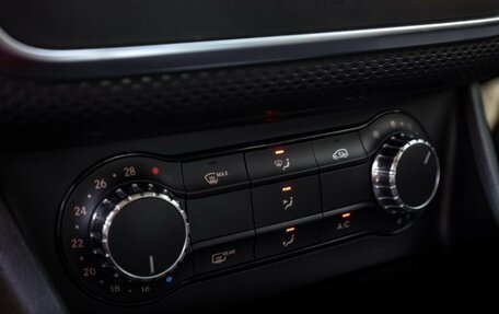 Mercedes-Benz A-Класс, 2015 год, 1 520 000 рублей, 19 фотография