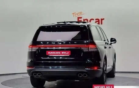 Lincoln Aviator II, 2021 год, 4 650 000 рублей, 4 фотография
