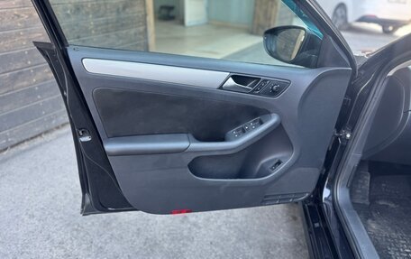 Volkswagen Jetta VI, 2015 год, 1 230 000 рублей, 14 фотография