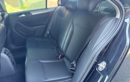 Volkswagen Jetta VI, 2015 год, 1 230 000 рублей, 15 фотография