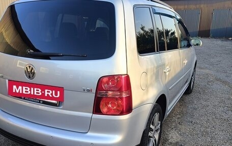 Volkswagen Touran III, 2008 год, 800 000 рублей, 5 фотография