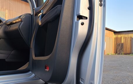 Volkswagen Touran III, 2008 год, 800 000 рублей, 19 фотография