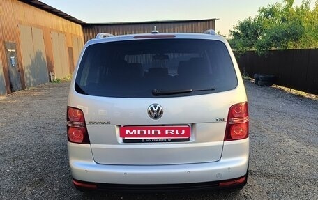 Volkswagen Touran III, 2008 год, 800 000 рублей, 10 фотография