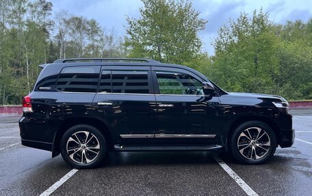 Toyota Land Cruiser 200, 2020 год, 6 799 000 рублей, 7 фотография