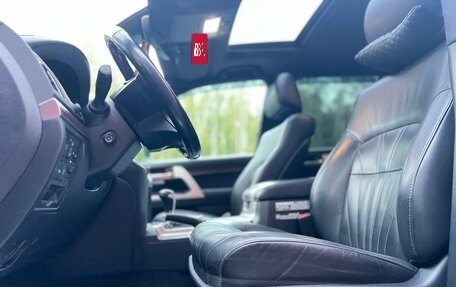 Toyota Land Cruiser 200, 2020 год, 6 799 000 рублей, 23 фотография