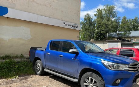Toyota Hilux VIII, 2016 год, 3 300 000 рублей, 2 фотография