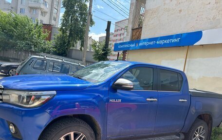 Toyota Hilux VIII, 2016 год, 3 300 000 рублей, 4 фотография