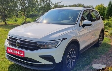 Volkswagen Tiguan II, 2021 год, 3 000 000 рублей, 3 фотография