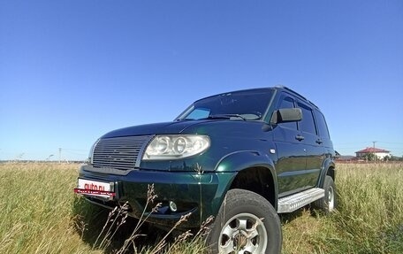 ЛуАЗ Patriot, 2011 год, 950 000 рублей, 3 фотография
