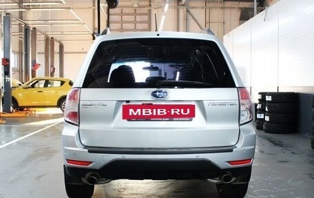 Subaru Forester, 2011 год, 975 000 рублей, 6 фотография