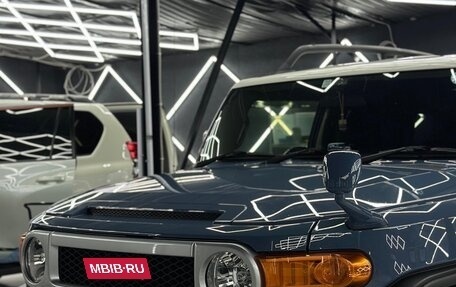 Toyota FJ Cruiser, 2017 год, 4 250 000 рублей, 6 фотография