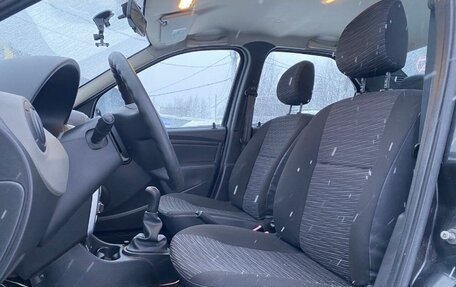 Renault Logan I, 2010 год, 650 000 рублей, 4 фотография