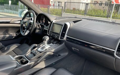 Porsche Cayenne III, 2015 год, 4 350 000 рублей, 10 фотография