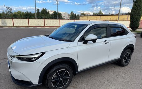 Honda Vezel, 2021 год, 2 750 000 рублей, 3 фотография