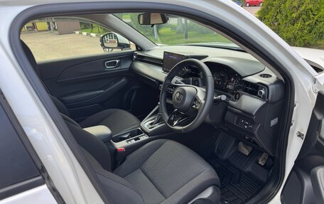 Honda Vezel, 2021 год, 2 750 000 рублей, 6 фотография