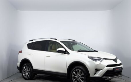 Toyota RAV4, 2016 год, 2 250 000 рублей, 3 фотография