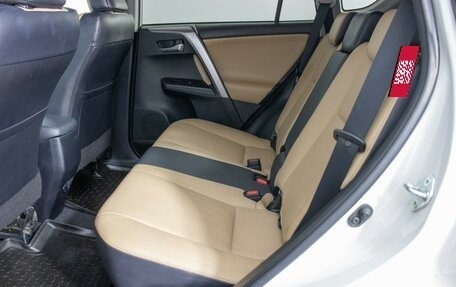 Toyota RAV4, 2016 год, 2 250 000 рублей, 11 фотография