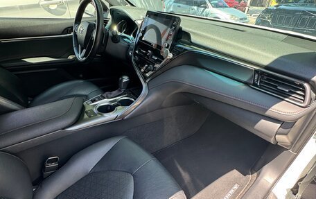Toyota Camry, 2021 год, 3 600 000 рублей, 11 фотография