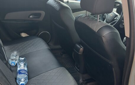 Chevrolet Cruze II, 2011 год, 705 000 рублей, 8 фотография