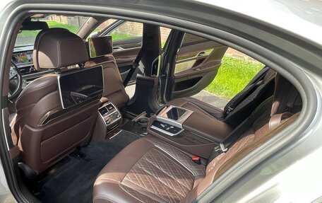 BMW 7 серия, 2021 год, 7 000 000 рублей, 16 фотография