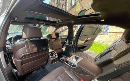 BMW 7 серия, 2021 год, 7 000 000 рублей, 18 фотография
