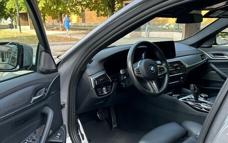 BMW 5 серия, 2021 год, 7 500 000 рублей, 9 фотография