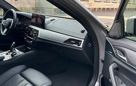 BMW 5 серия, 2021 год, 7 500 000 рублей, 12 фотография