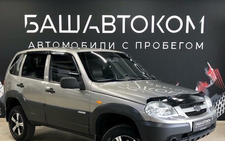Chevrolet Niva I рестайлинг, 2011 год, 490 000 рублей, 3 фотография