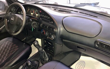 Chevrolet Niva I рестайлинг, 2011 год, 490 000 рублей, 6 фотография