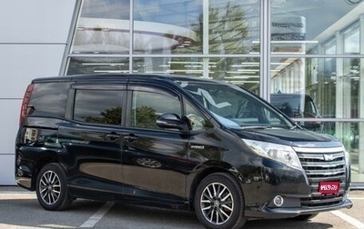 Toyota Noah III, 2015 год, 1 650 000 рублей, 1 фотография
