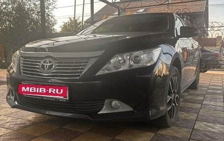 Toyota Camry, 2012 год, 1 340 000 рублей, 2 фотография