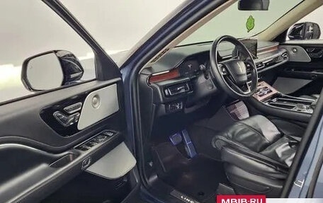 Lincoln Aviator II, 2021 год, 4 550 000 рублей, 10 фотография