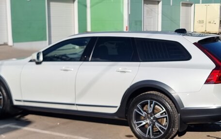 Volvo V90 Cross Country I рестайлинг, 2017 год, 3 250 000 рублей, 5 фотография