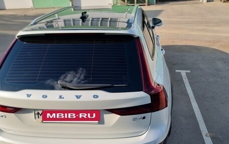 Volvo V90 Cross Country I рестайлинг, 2017 год, 3 250 000 рублей, 4 фотография