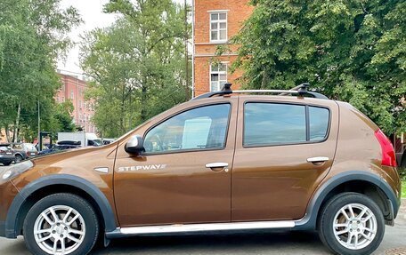 Renault Sandero I, 2013 год, 750 000 рублей, 4 фотография
