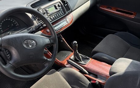 Toyota Camry V40, 2002 год, 790 000 рублей, 11 фотография