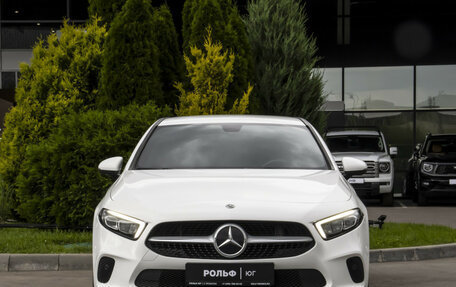 Mercedes-Benz A-Класс, 2019 год, 2 495 000 рублей, 2 фотография