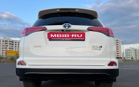 Toyota RAV4, 2018 год, 2 500 000 рублей, 20 фотография