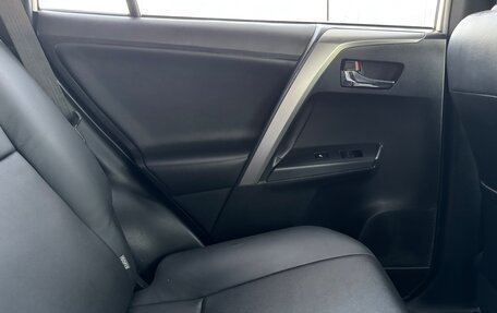 Toyota RAV4, 2018 год, 2 500 000 рублей, 30 фотография