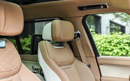 Land Rover Range Rover IV рестайлинг, 2025 год, 37 900 000 рублей, 16 фотография