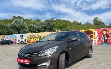 Hyundai Solaris II рестайлинг, 2014 год, 950 000 рублей, 4 фотография