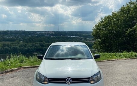 Volkswagen Polo VI (EU Market), 2014 год, 650 000 рублей, 2 фотография