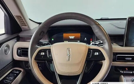 Lincoln Aviator II, 2021 год, 4 480 000 рублей, 13 фотография