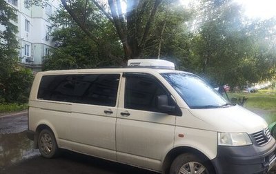 Volkswagen Transporter T5 рестайлинг, 2005 год, 1 000 000 рублей, 1 фотография